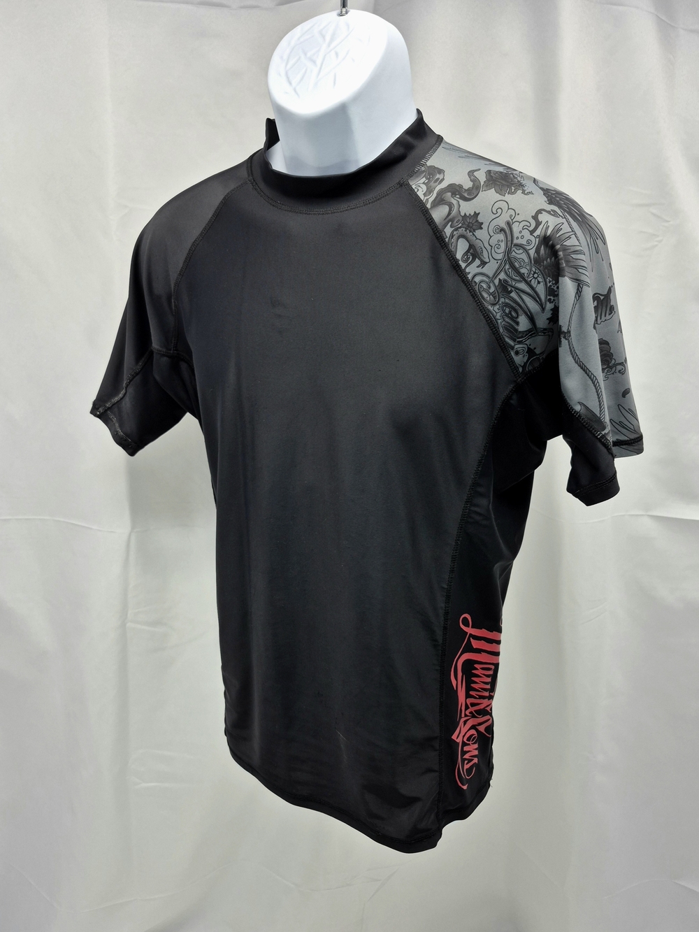 Y2K Maui & Sons Black Short Sleeve Surf Rash Guard Medium Swim Sporty Beachwear